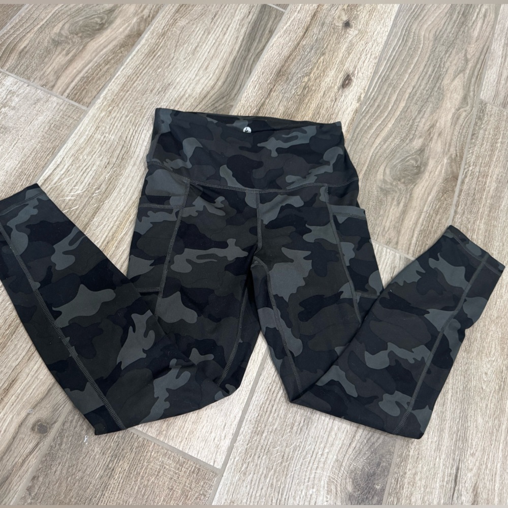 Workout leggings camouflage